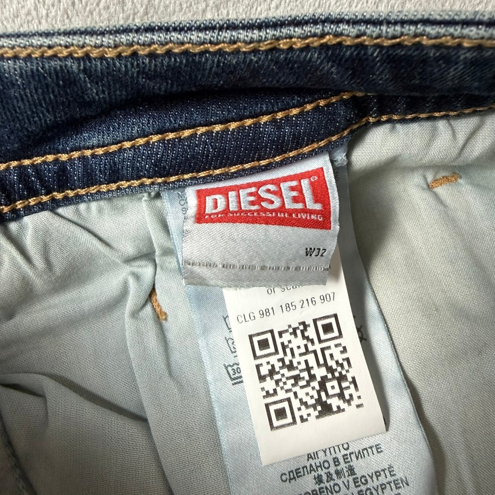 Diesel Buster Slim Tapered Jeans Mens 32x32 Indigo Blue Button Fly $250 New NWT - Picture 5 of 10